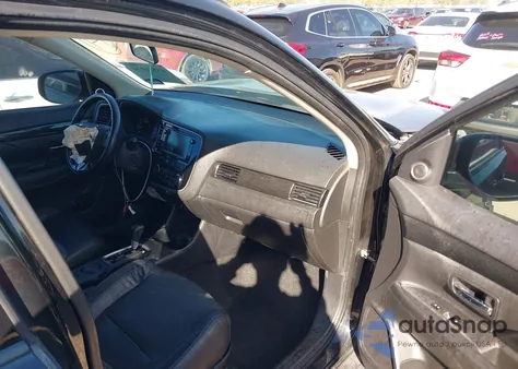 2016 Mitsubishi Outlander Sel z USA, uszkodzony, nr VIN JA4AD3A30GZ059505